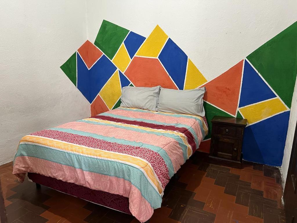 Casa Del Viajero Colonial Guatemala Apartment Exterior photo